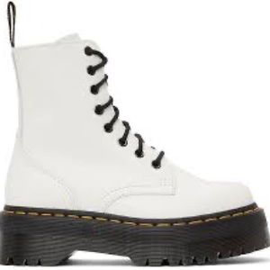 Doc Martens Jadon boot, very good condition